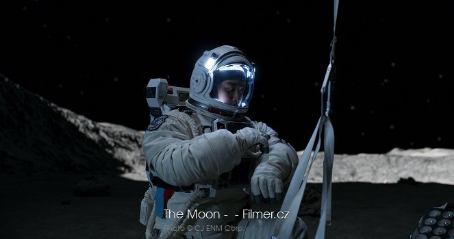 The Moon -  - Filmer.cz