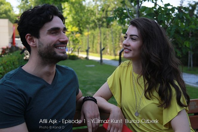Afili Aşk - Episode 1 - Yılmaz Kunt  Burcu Özberk